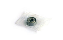 YL 585038600, Roller Bearing
