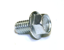 CR 060017-104, Screw, Front bumper